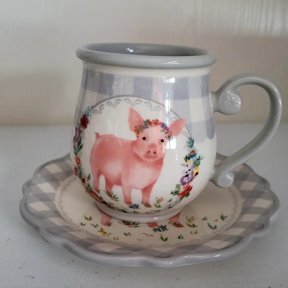 New Pioneer Woman Gray Gingham with Pig Decal Mug and Appetizer Plate